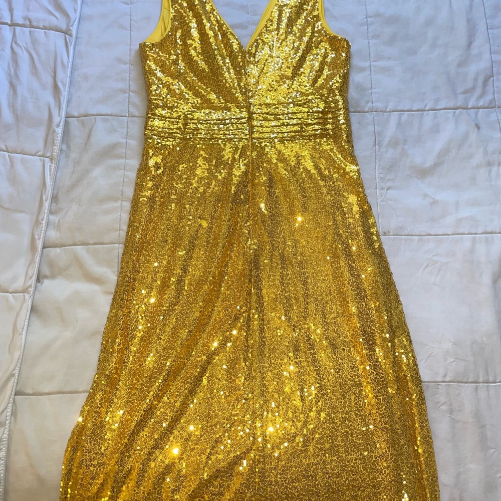 Gold Sequin V-Neck Evening Dress - Picture 2 of 5